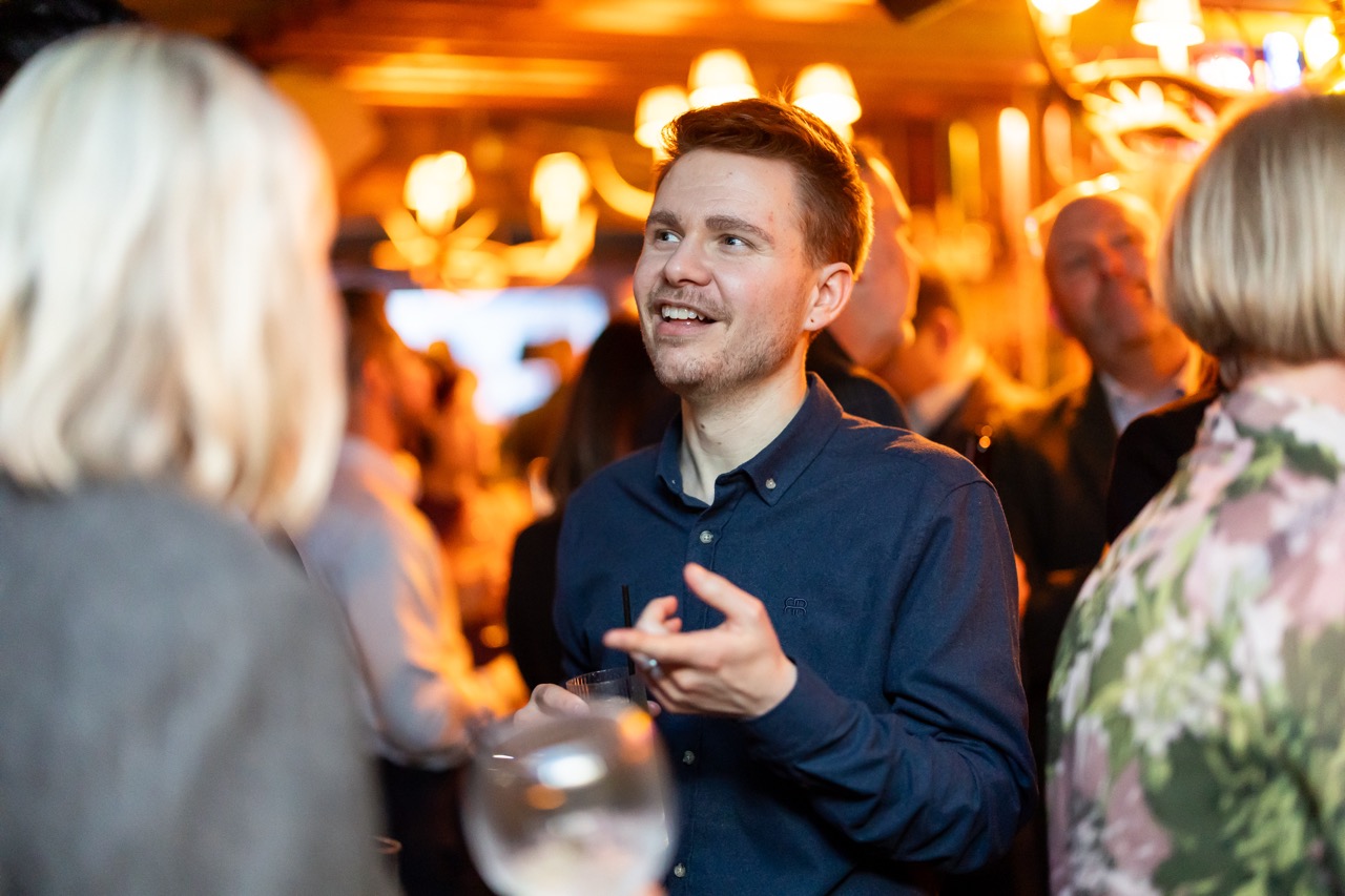 twobytwo_THIS_Is_Apres_76 Large